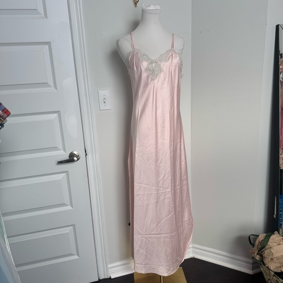 Vintage French maid Pink Lace Trim satin Nightgown slip coquette Fairycore M - Picture 2 of 5